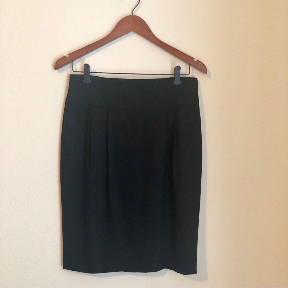 Nine West black pencil skirt - worn once!